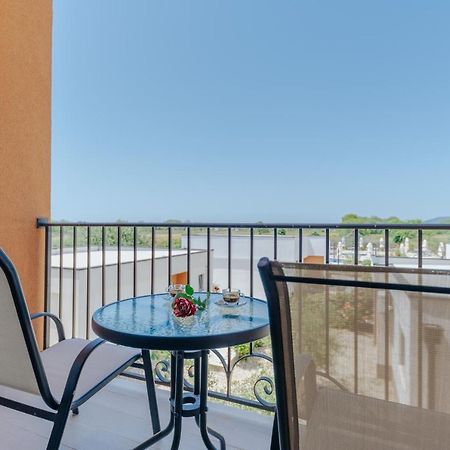 Imperial Resort 울친 외부 사진
