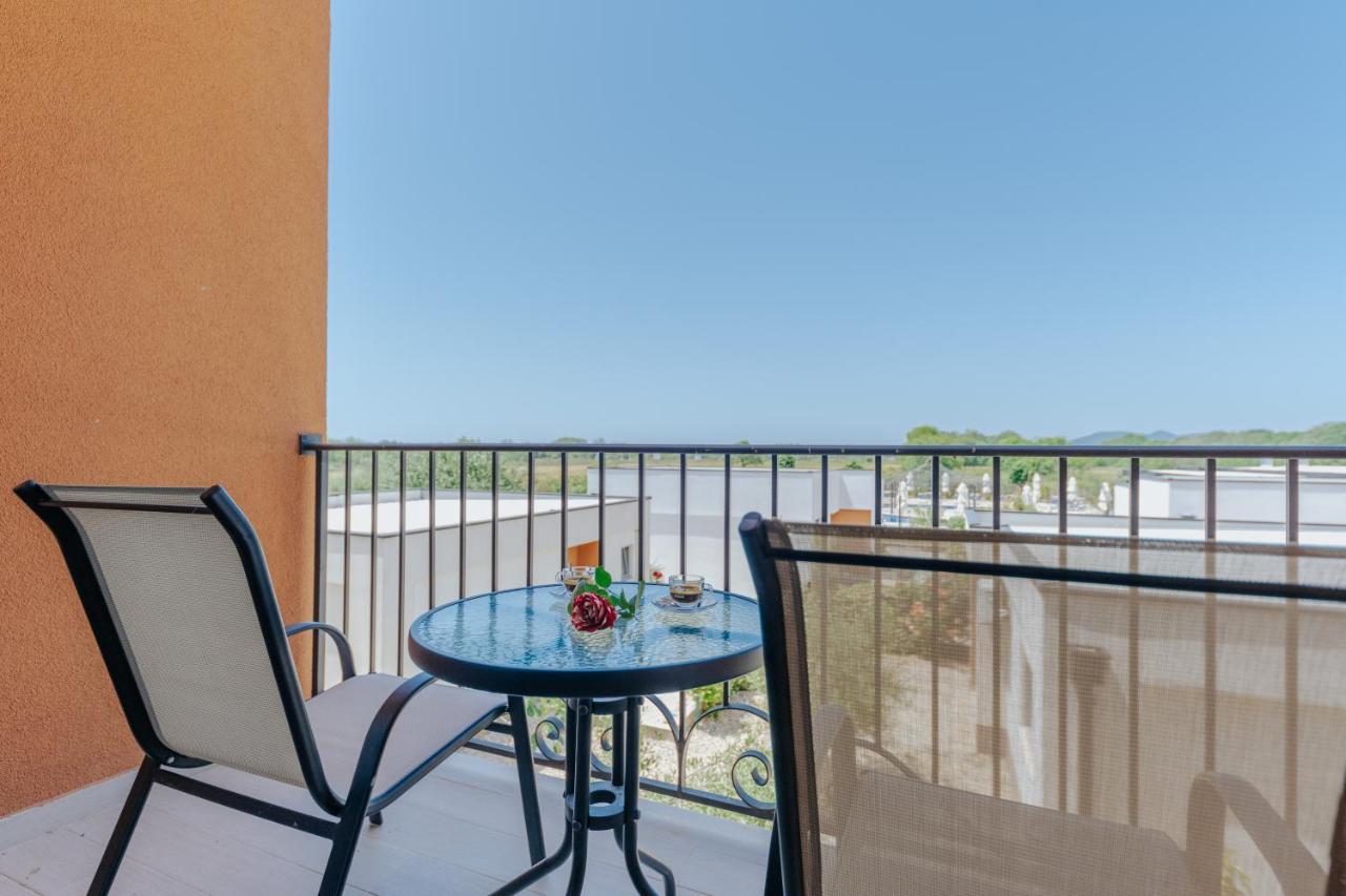 Imperial Resort 울친 외부 사진