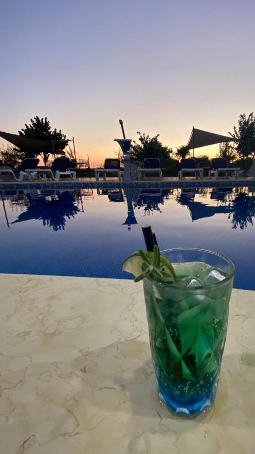 Imperial Resort 울친 외부 사진